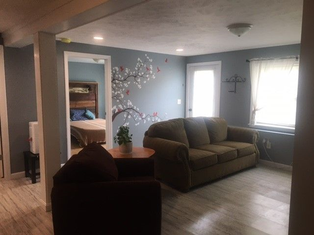 Quiet Apartment 5 Mile From Hospital - Photo 4