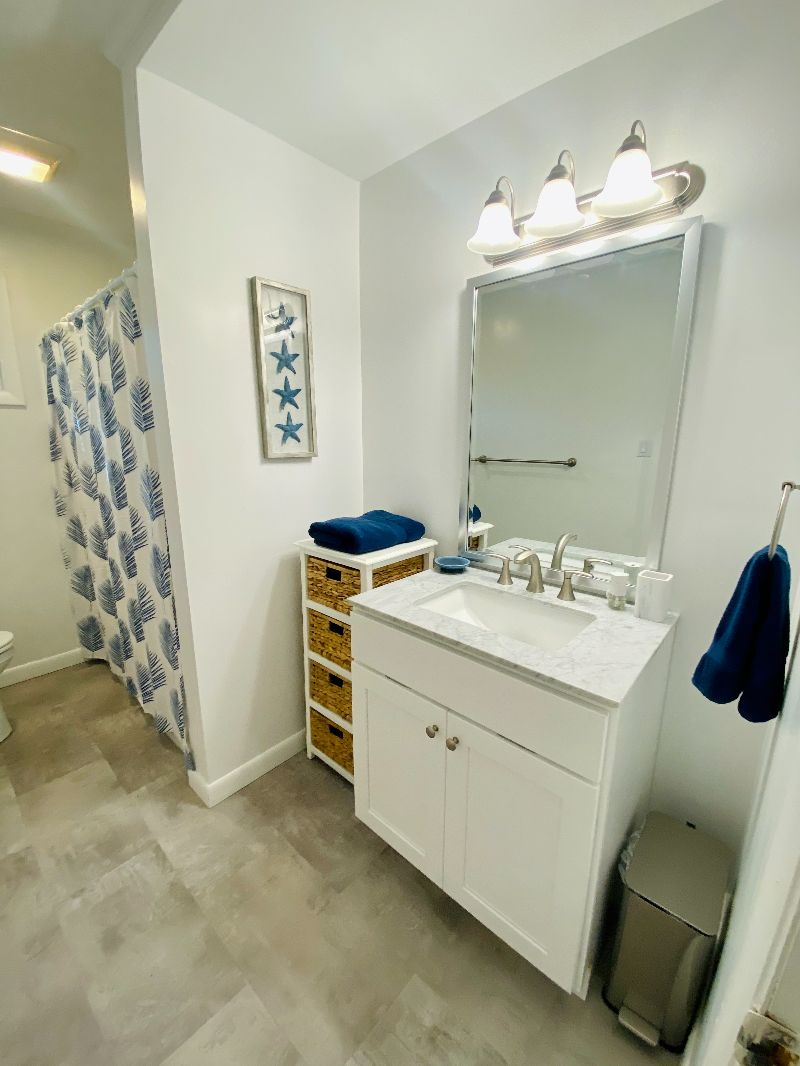 Private Bedroom in Quiet cozy home near multiple hospitals - Photo 3