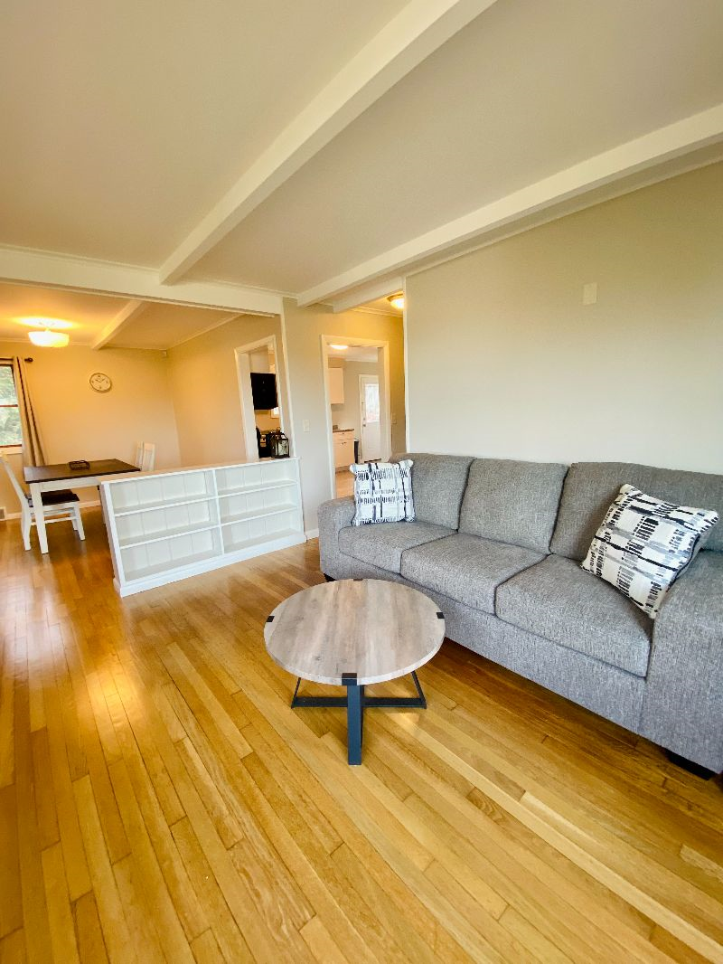 Private Bedroom in Quiet cozy home near multiple hospitals - Photo 8