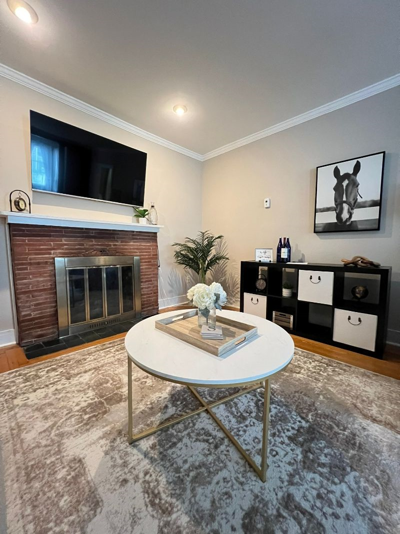 Perfect Saratoga Location - Charming 1 Bedroom Apt - Photo 3