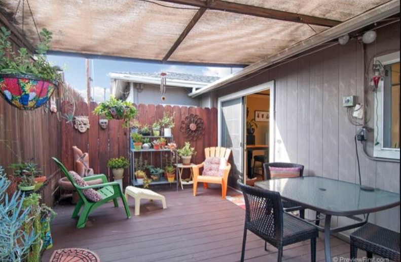 PB Bungalow - Photo 3