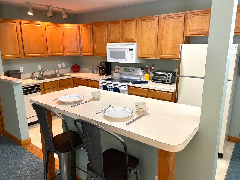 Convenient Williston Village 1 Bedroom - Photo 9