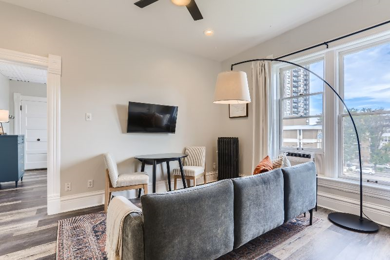 Modern Midstay at Cloud (C11)