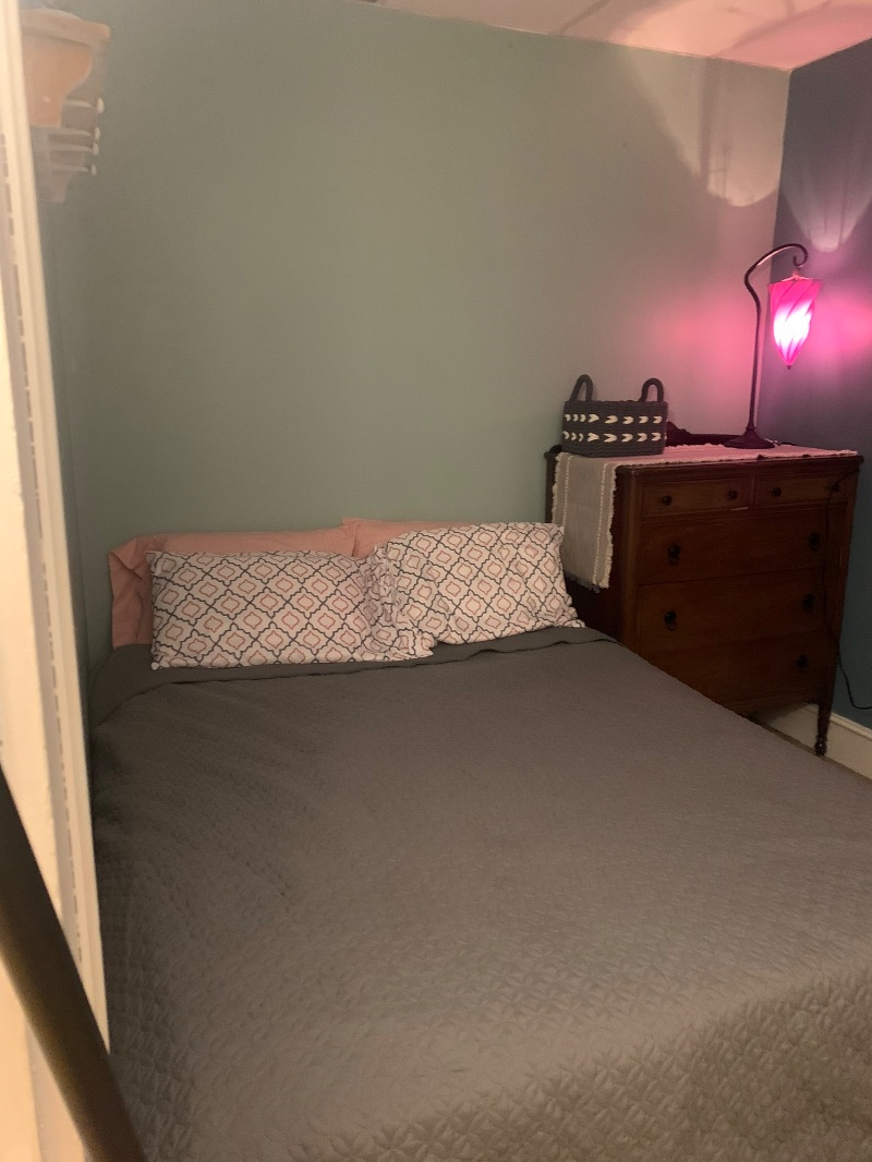 Multiple Private Rooms in Duplex - Photo 4