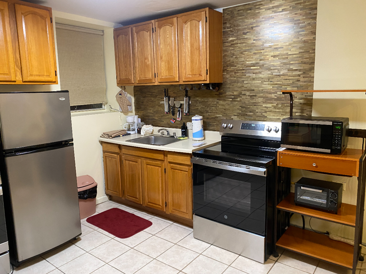 Brooklyn English Garden Studio Apartment - Photo 2