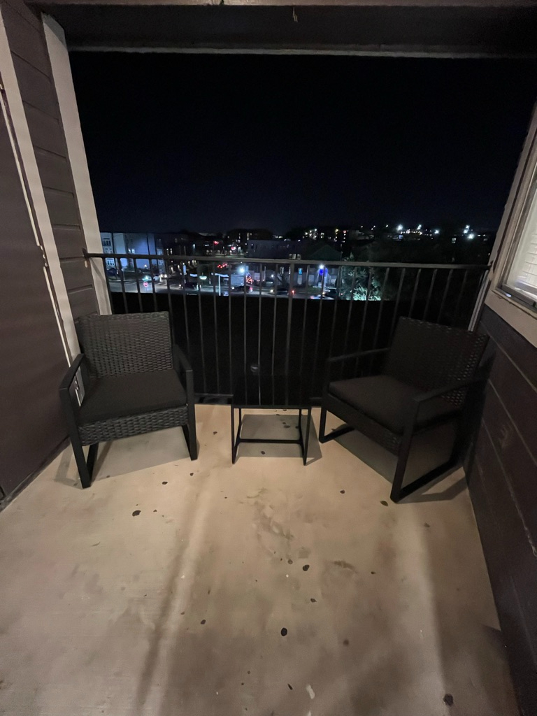 Executive Riverside Condo  - Unit A - Photo 9