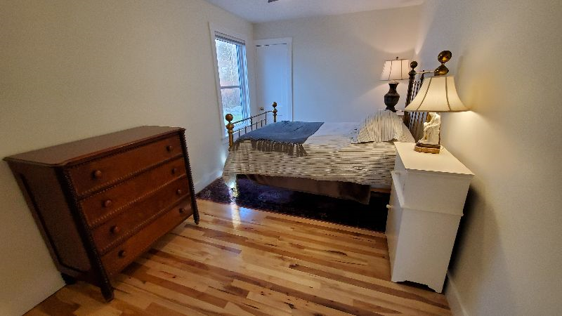 Freshly Remodeled 1 Bedroom Apartment in Berlin, Vermont - Photo 2