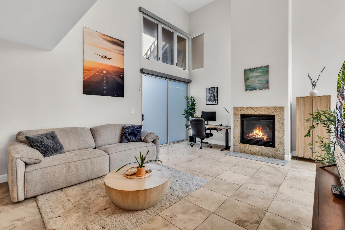 Walkable Loft in Little Italy Close to Airport, Freeways, Beaches - Photo 6