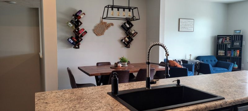 Bright, modern townhouse - Photo 11
