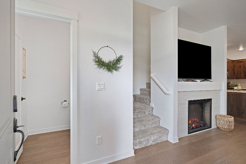 Cozy/quiet townhouse near downtown and hospital - Photo 5
