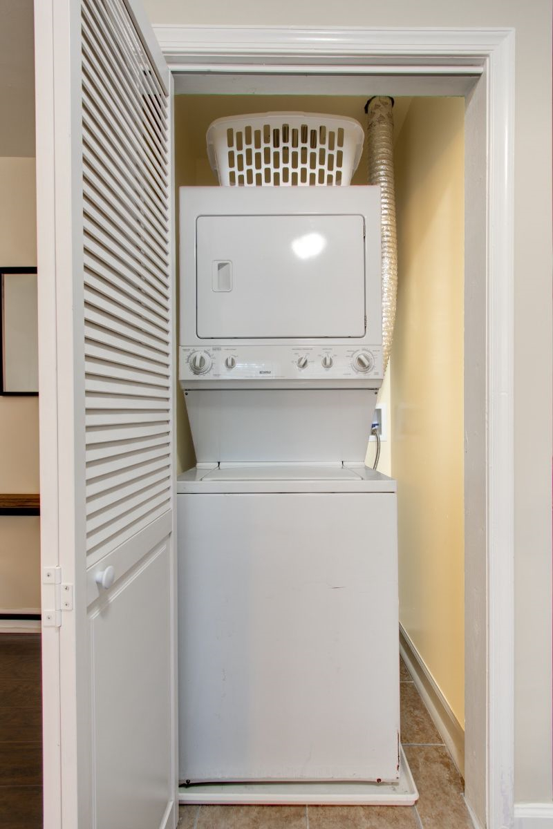 Nice One bedroom an a Den unit in Washington DC - Photo 2