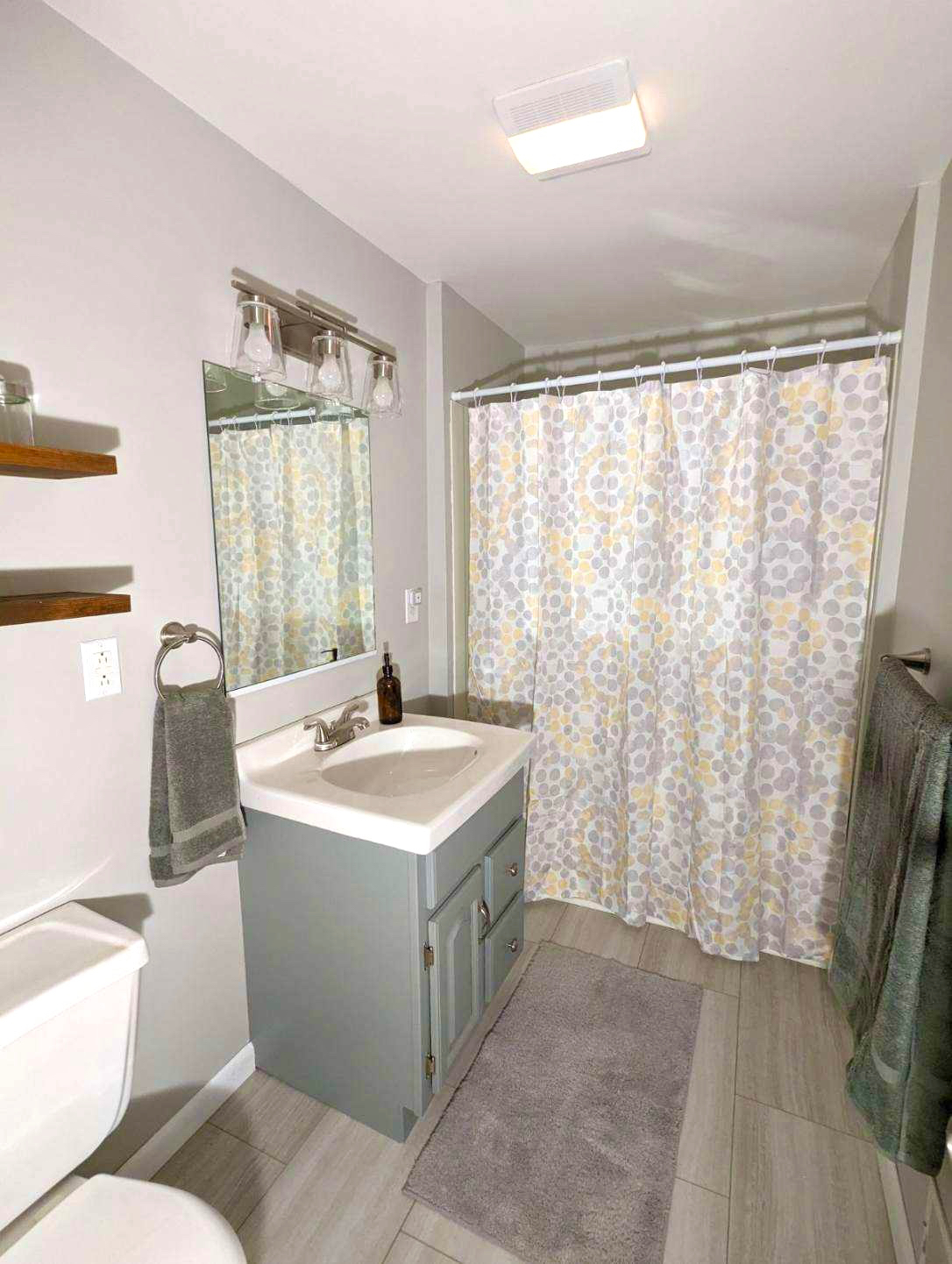 1 Bedroom Walking Distance from Wynn - Photo 10