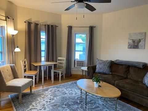 19 Royce ST Apt 2A - Photo 2