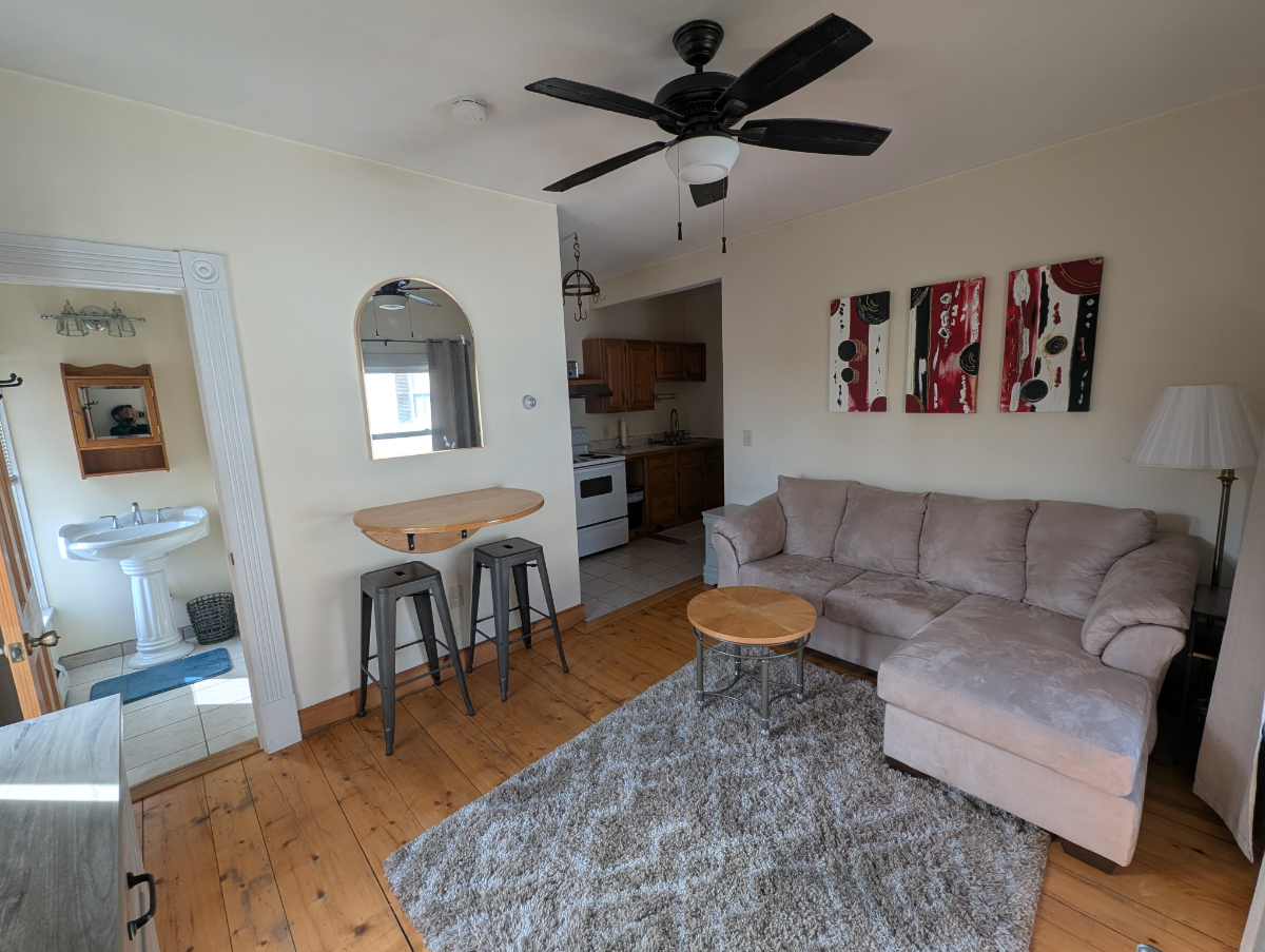 19 Royce ST Apt 2A - Photo 4