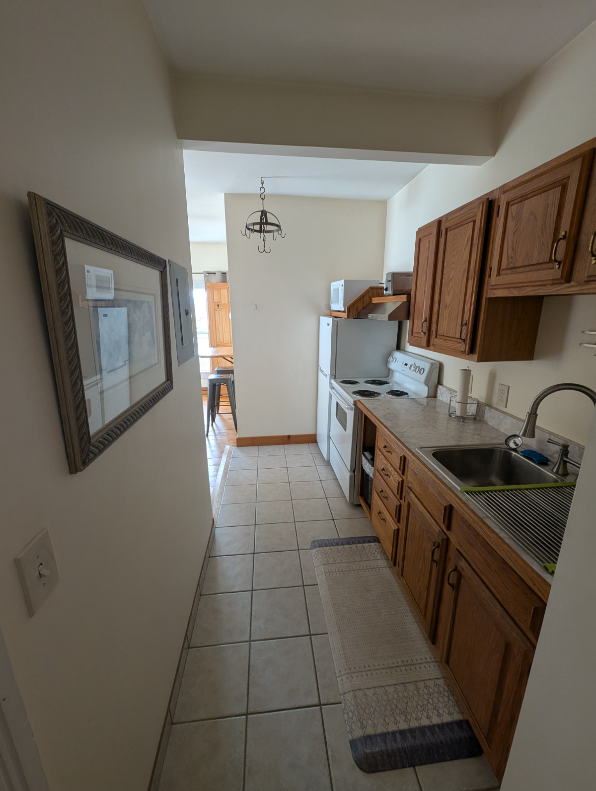 19 Royce ST Apt 2A - Photo 7
