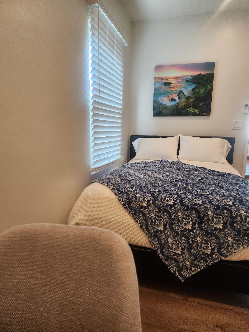 Beach Cottage - Photo 2