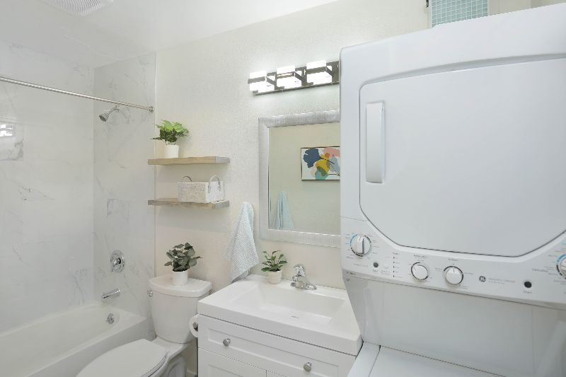 Resort Amenities - 1BR - SeaWorld - Parking - W/D - Photo 4
