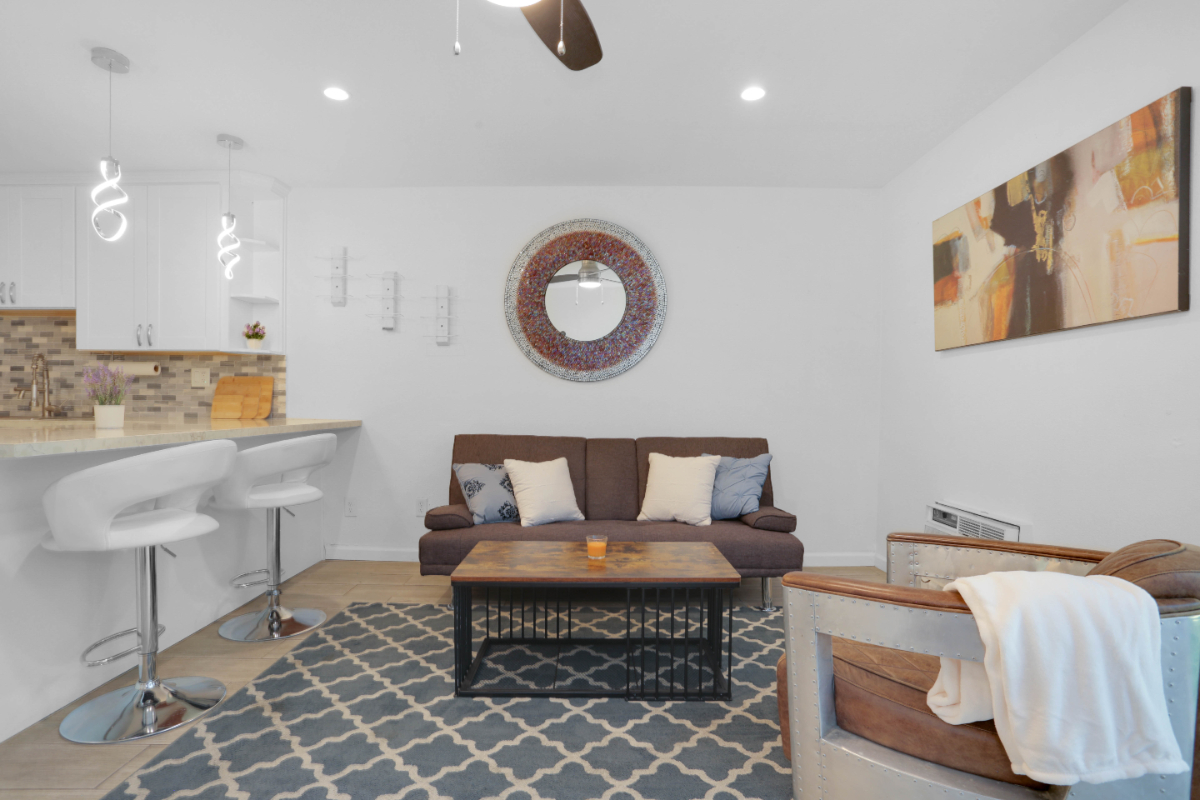 Resort Amenities - 1BR - SeaWorld - Parking - W/D - Photo 3