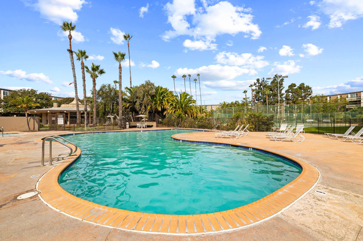 Resort Amenities - 1BR - SeaWorld - Parking - W/D - Photo 1