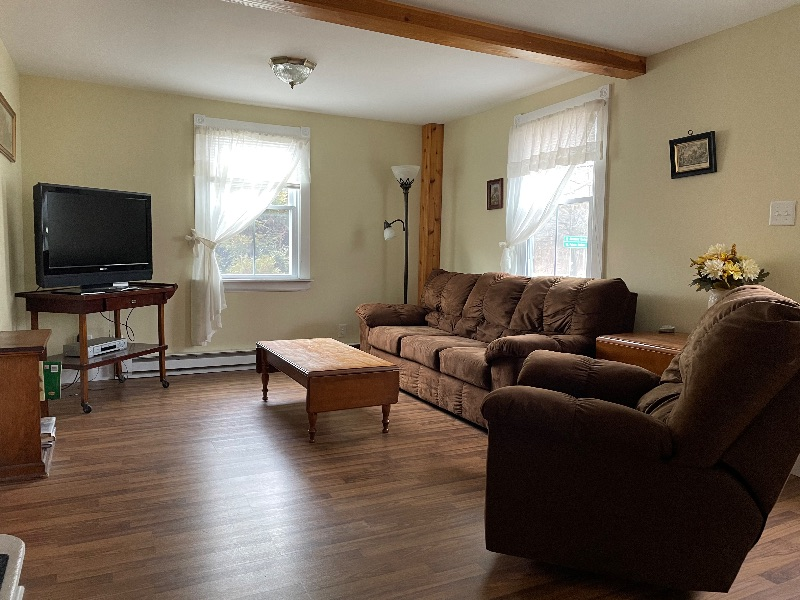 The Little Red House - Photo 7