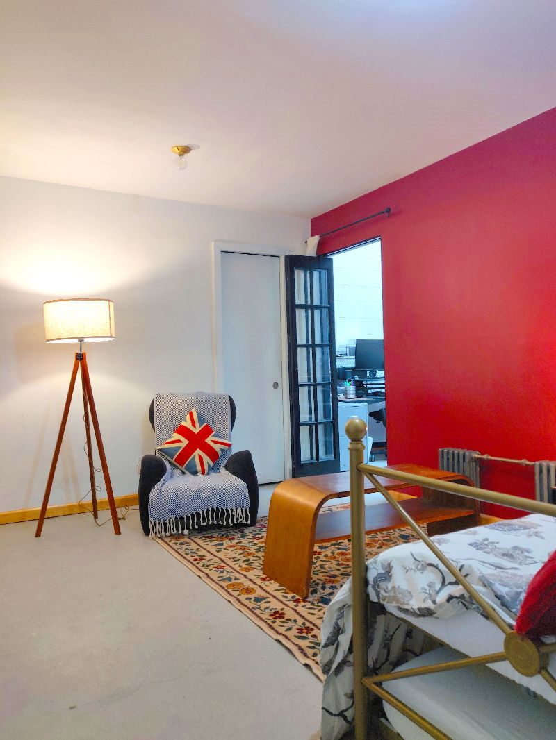 Unique Loft, Huge Space, 2 Stops to Manhattan for Work & Life - Photo 9