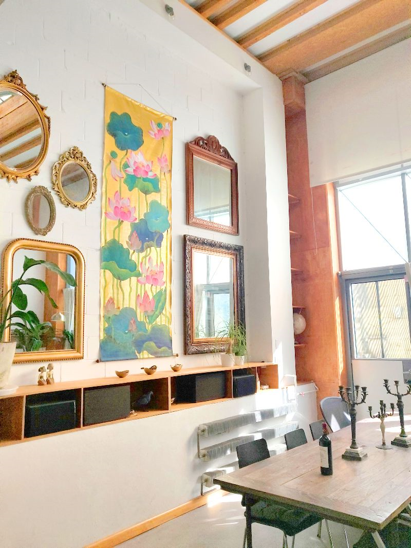 Unique Loft, Huge Space, 2 Stops to Manhattan for Work & Life - Photo 1