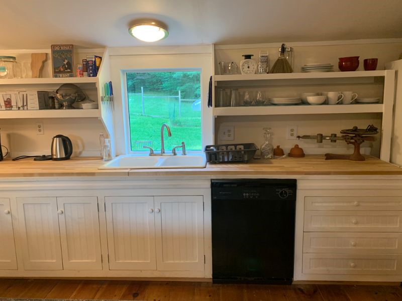 Beautiful, extra large one bedroom unit - close to hospitals - Photo 7