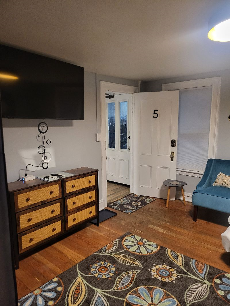 Downtown Haven 5 - Photo 3
