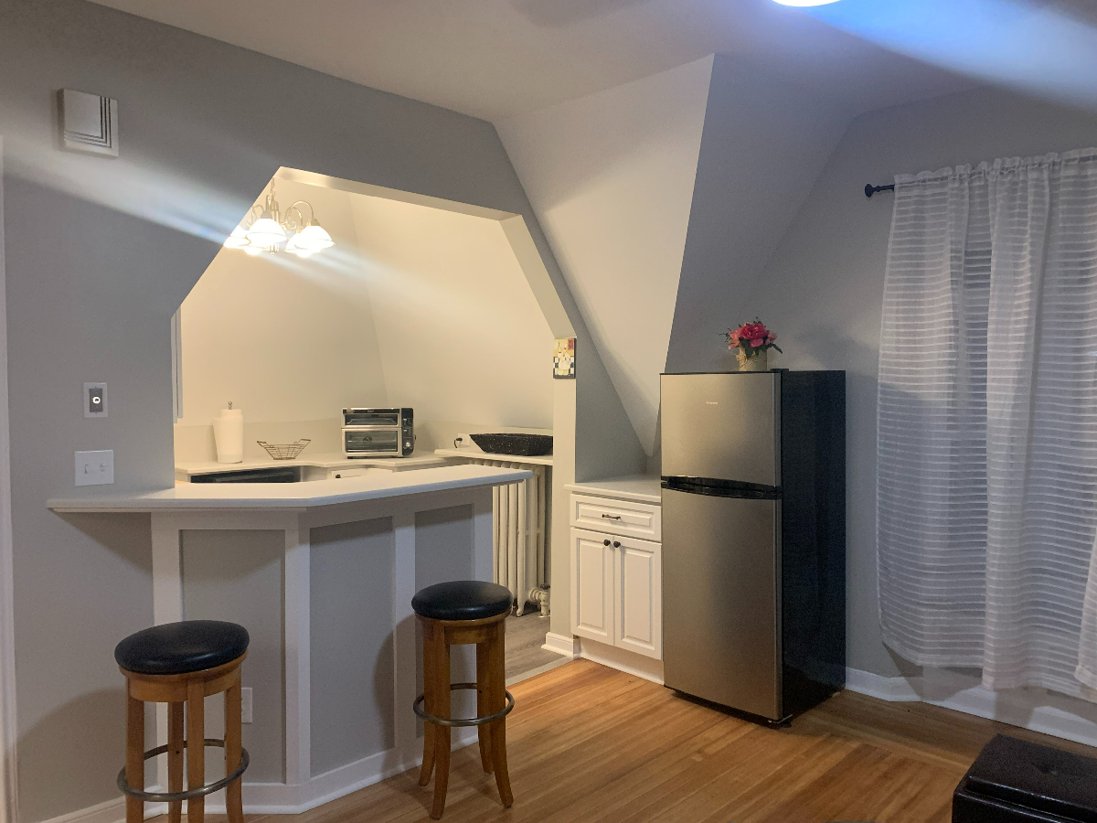 Great, quiet and safe location near Downtown Albany - Photo 3