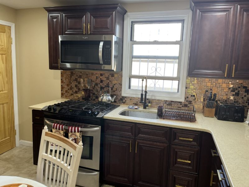 Cozy and Quiet Home Near to NYC! - Photo 3