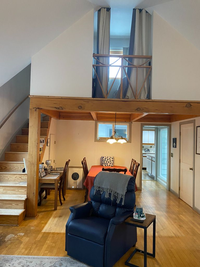 Quiet Vermont Retreat Close to Work, Dining & Outdoor Adventure - Photo 11