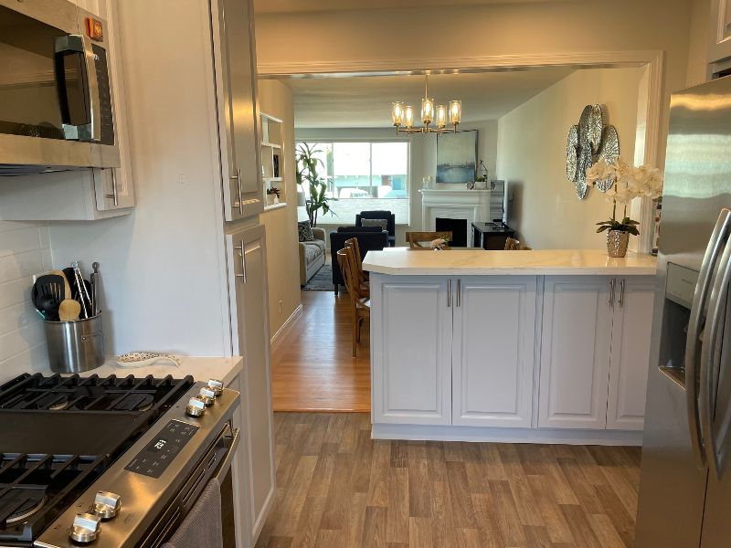 Charming & Clean updated 2bd/1ba near Ocean Beach - Photo 1