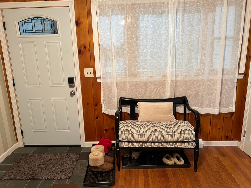 Lovely 3 Bedroom House in Quiet Burlington VT New North End Neighborhood! - Photo 3