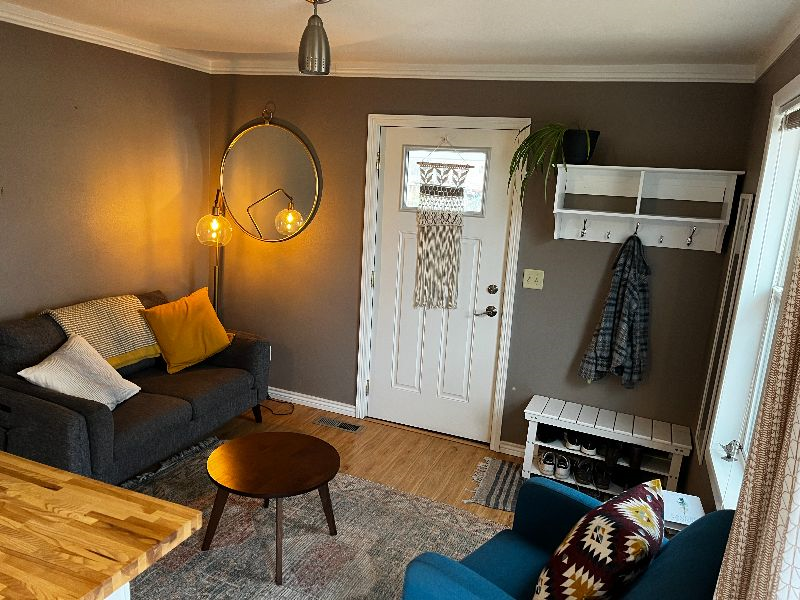Private, bright, clean home near Main St. - Photo 8