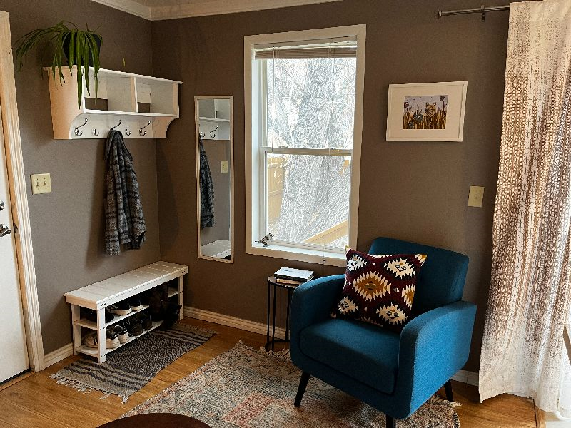 Private, bright, clean home near Main St. - Photo 9