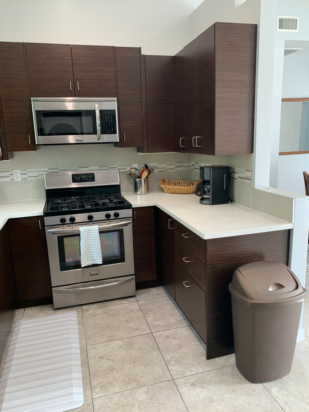 FURNISHED 2 Bedroom 2 Bath Cottage, Downtown Ventura - Short walk to beach - Photo 5