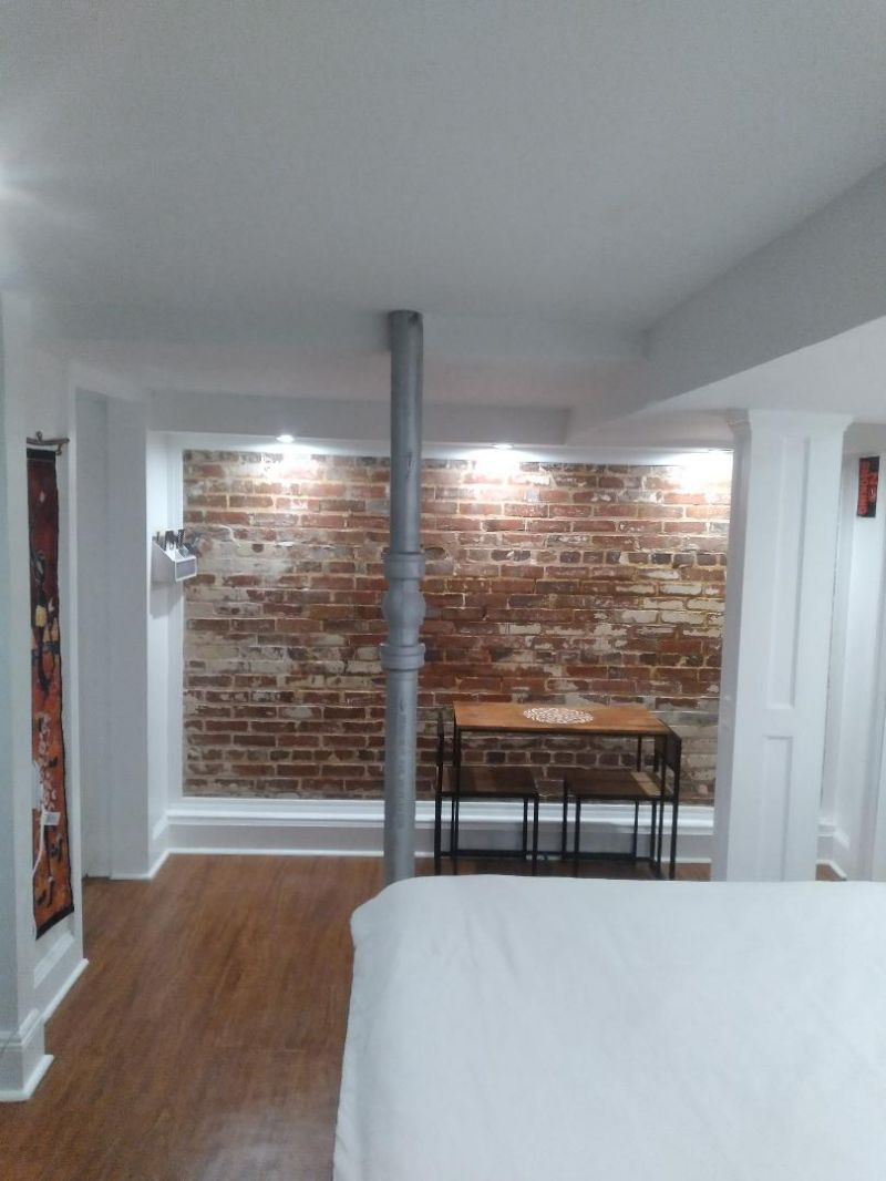 Charming Basement Studio - Photo 8