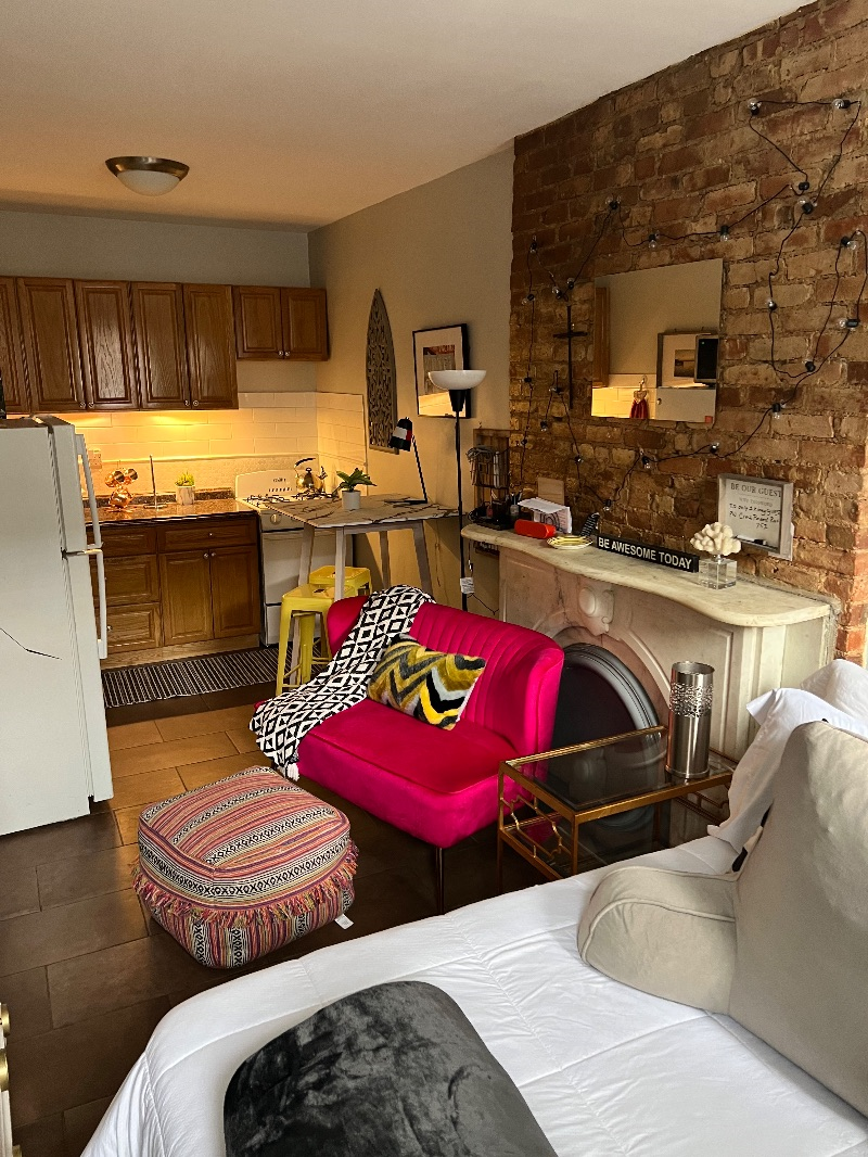 Quaint studio in prewar Brownstone