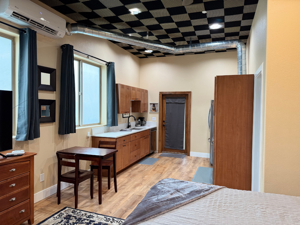 Executive Studio