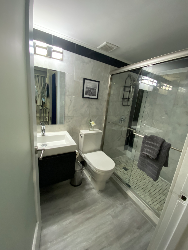 Cozy Condo in South Beach - Photo 8