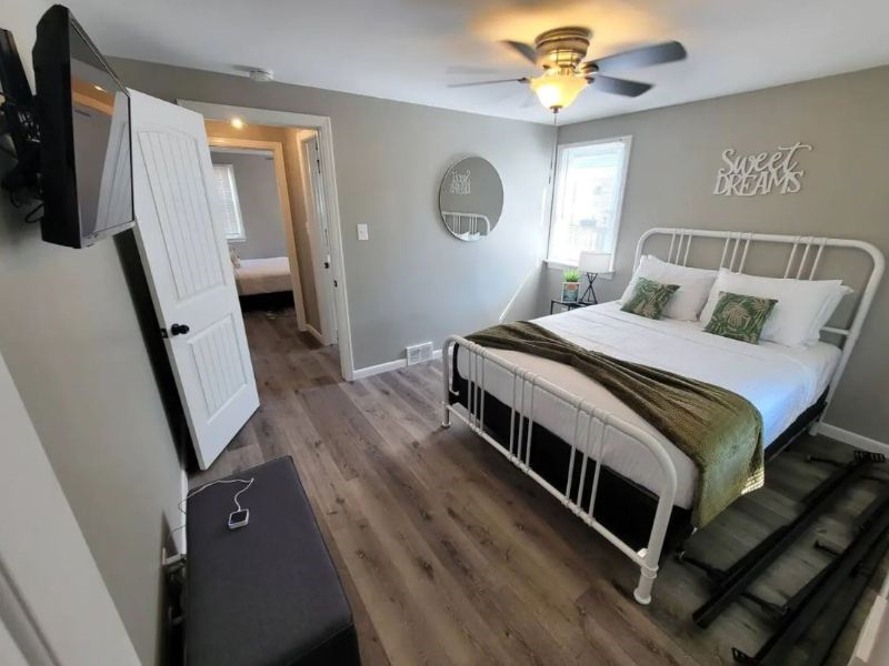 Modern 3 Bedroom home in the City of Good Neighbors - Photo 6