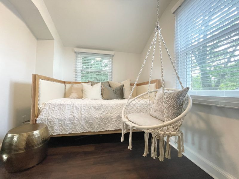 Modern DC Rowhome  Perfect for Long-Term Stays - Photo 9