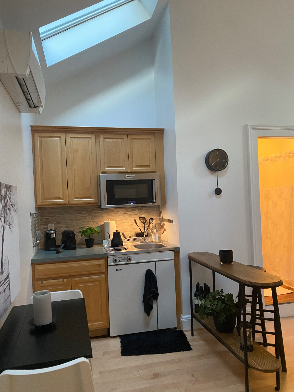 Bright Airy Studio Near Downtown with Access to Trails - Photo 4