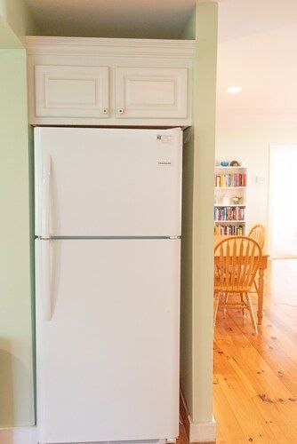 Two Bedroom Lake Champlain Apartment - Photo 6