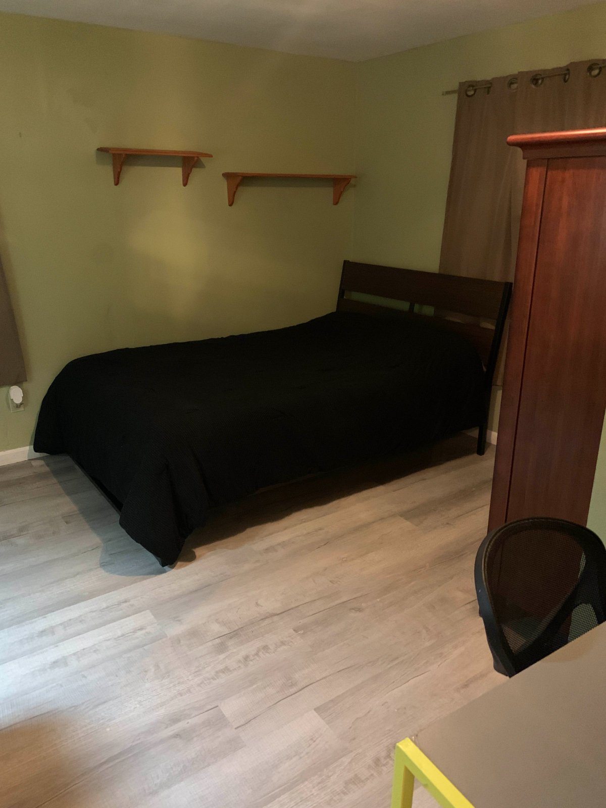 Executive Furnished Rooms - Ideal for PhDs, Nurses, & Engineers - Quiet & All-Inclusive - Photo 5