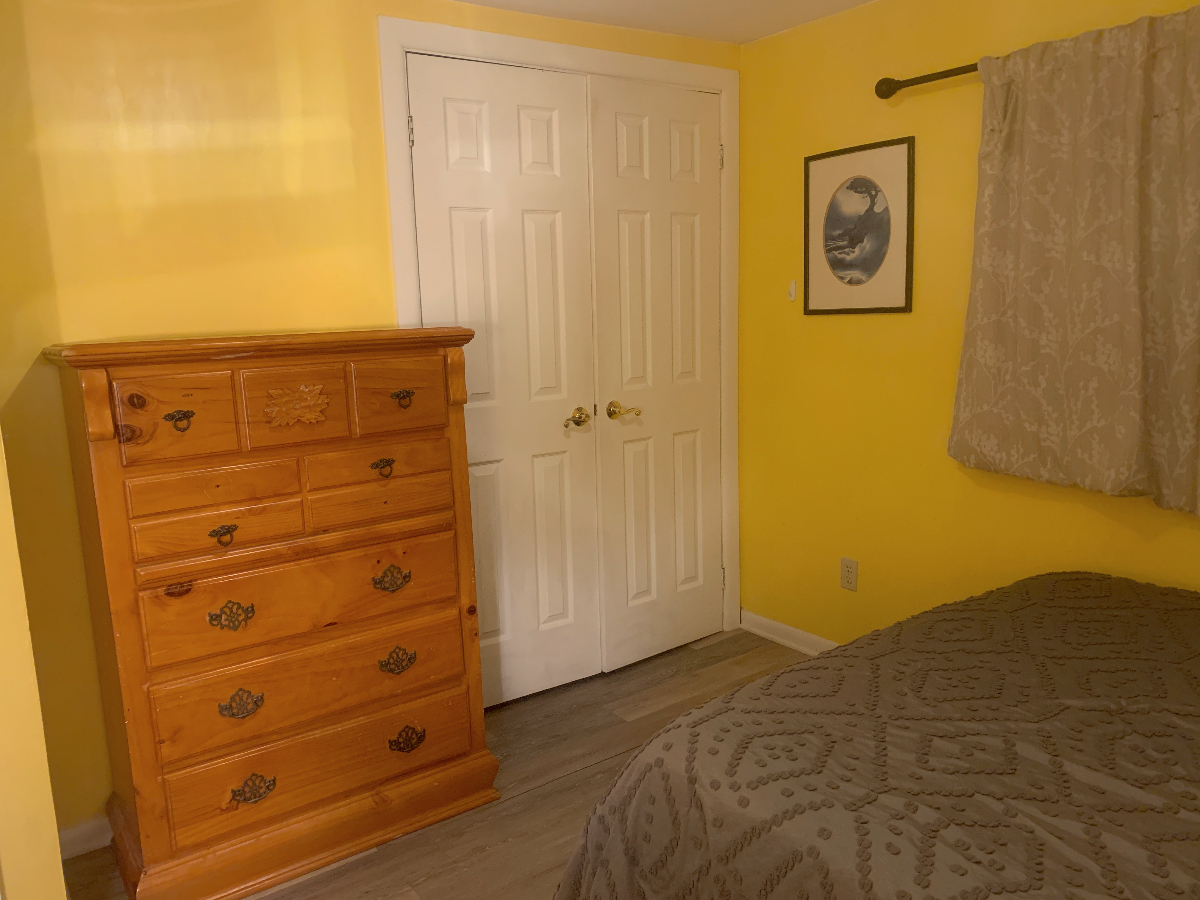 Executive Furnished Rooms - Ideal for PhDs, Nurses, & Engineers - Quiet & All-Inclusive - Photo 9