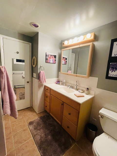 Private Bedroom, central location, quiet neighborhood - Photo 6