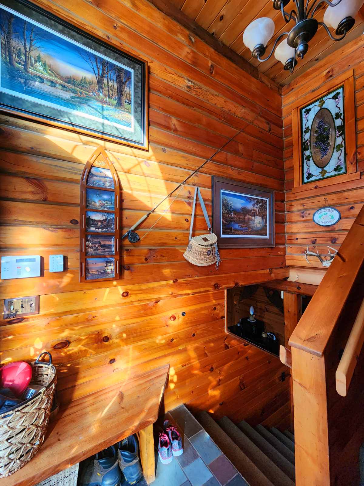 Moose Room - Private Furnished Bedrooms with Shared Cabin Amenities - Photo 6