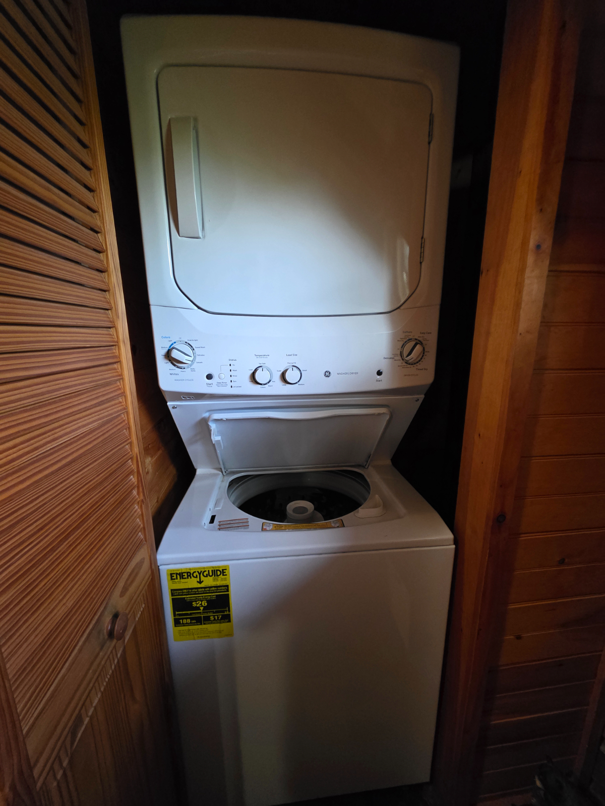 Moose Room - Private Furnished Bedrooms with Shared Cabin Amenities - Photo 3