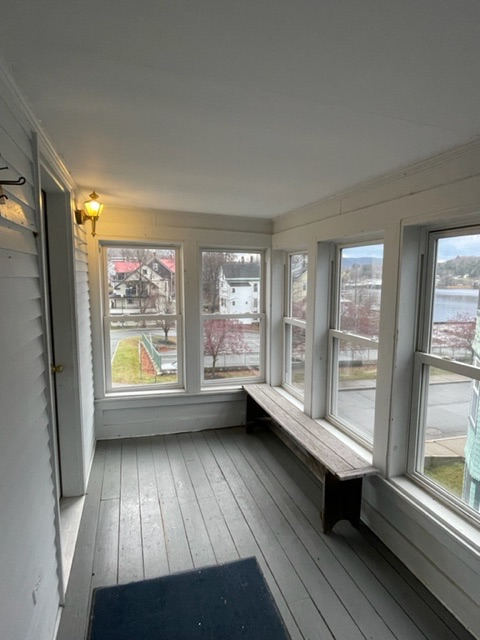 Downtown Walkable One Bedroom - Photo 11